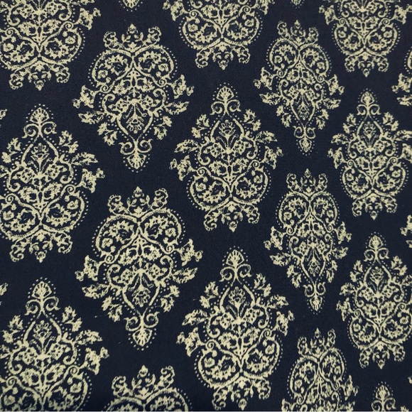 Forever 21 Black with Green Print Cross Tie Front Long Sleeve Blouse M - Picture 3 of 6